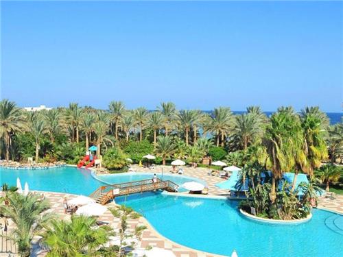 Resort Brayka Bay